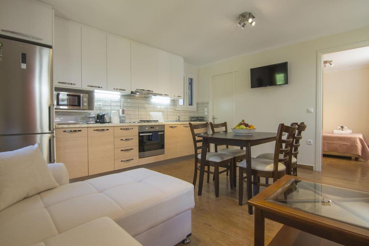Apartament Yannis Nest Lákka Zewnętrze zdjęcie